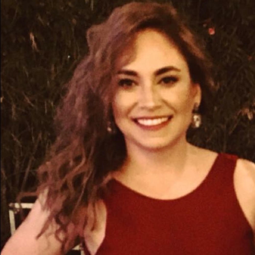 Meet your Posher, Roxana